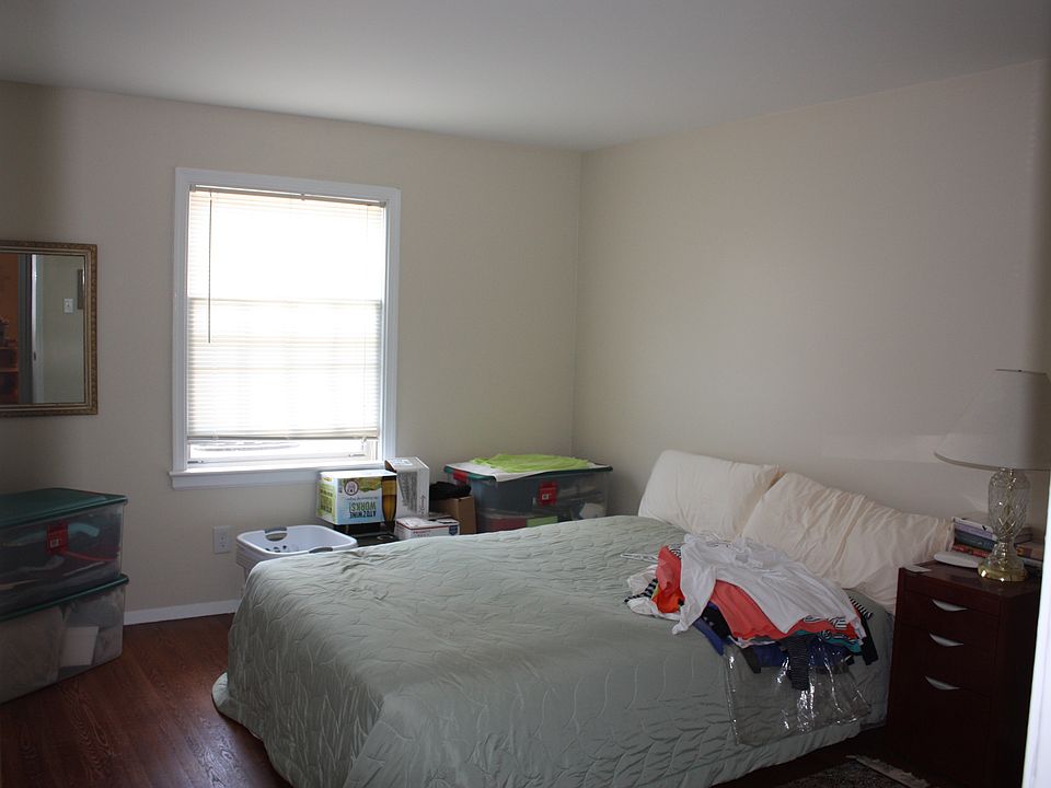 Bedroom #1