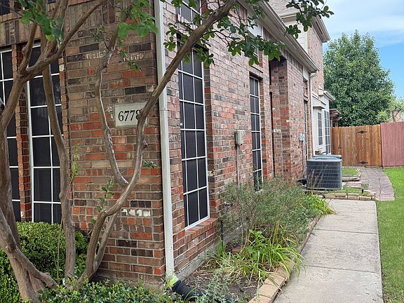 3rd image of 6778 Canterbury Dr