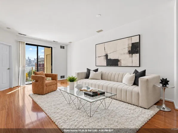 26 Avenue At Port Imperial APT 425, West New York, NJ 07093