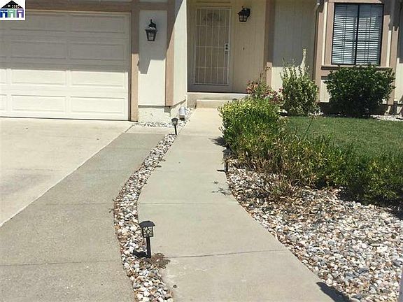 5th image of 4045 Eagleridge Dr