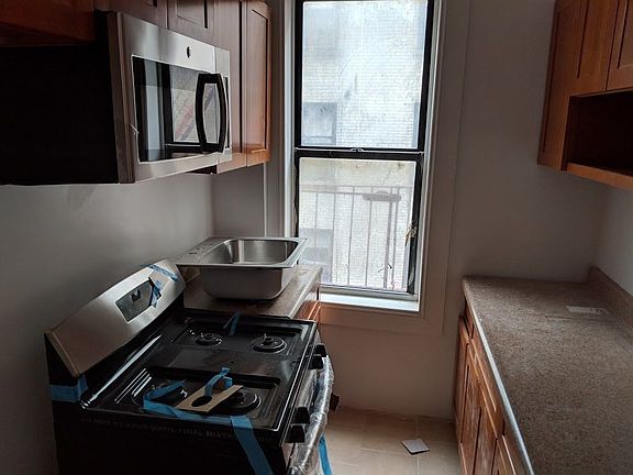 4th image of 170 E 19th St APT 3G