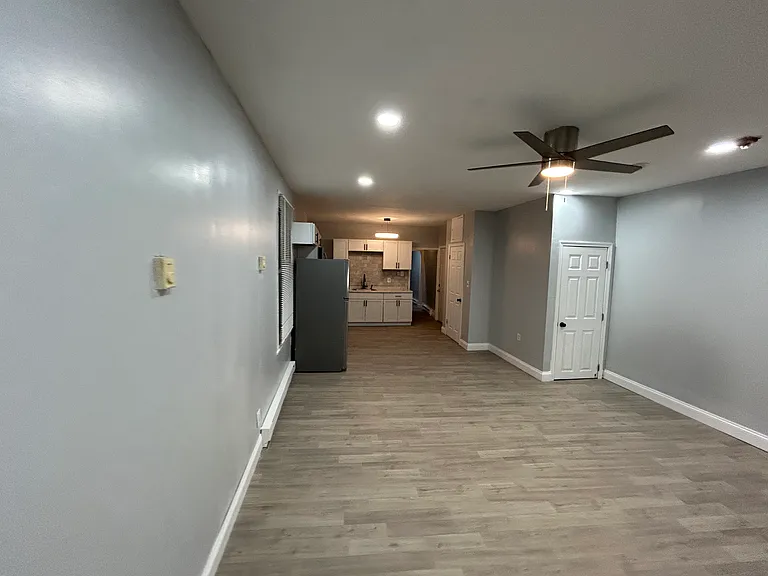 173 W Ridge St #4 — Photo 16