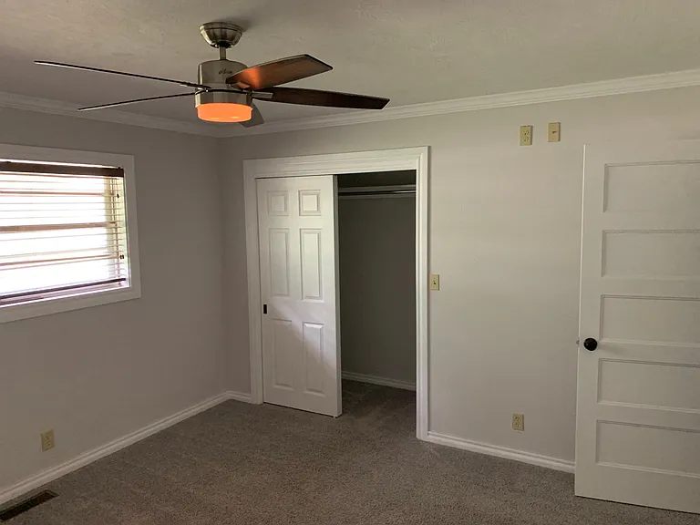 821 S Berry Rd — Photo 29