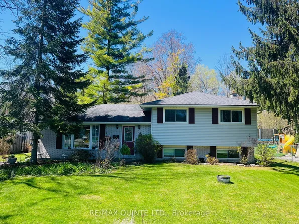 527 Montrose Rd, Quinte West, ON K8R 1B2