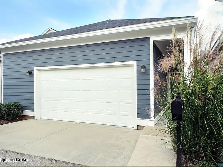 9506 Gerardia Ln — Photo 42
