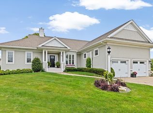 90 Chittenden Ln UNIT 90, Cohasset, MA 02025