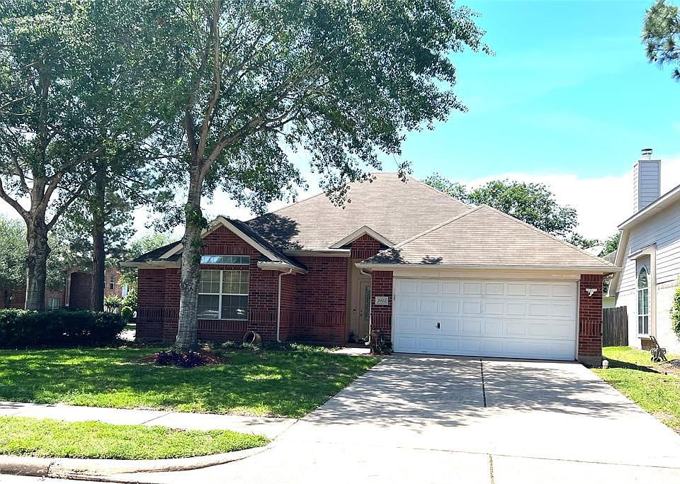 1st image of 2922 Autumnglow Ct