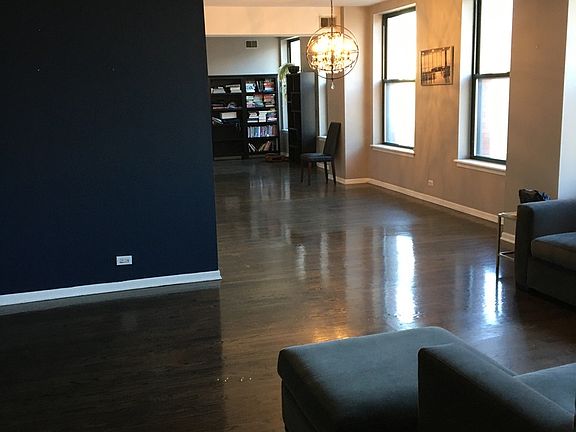 4th image of 1261 N Paulina St APT 3