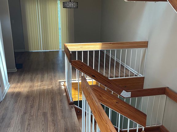 5th image of 7800 N Hills Blvd #204