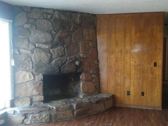 3rd image of 13519 E 31st Pl
