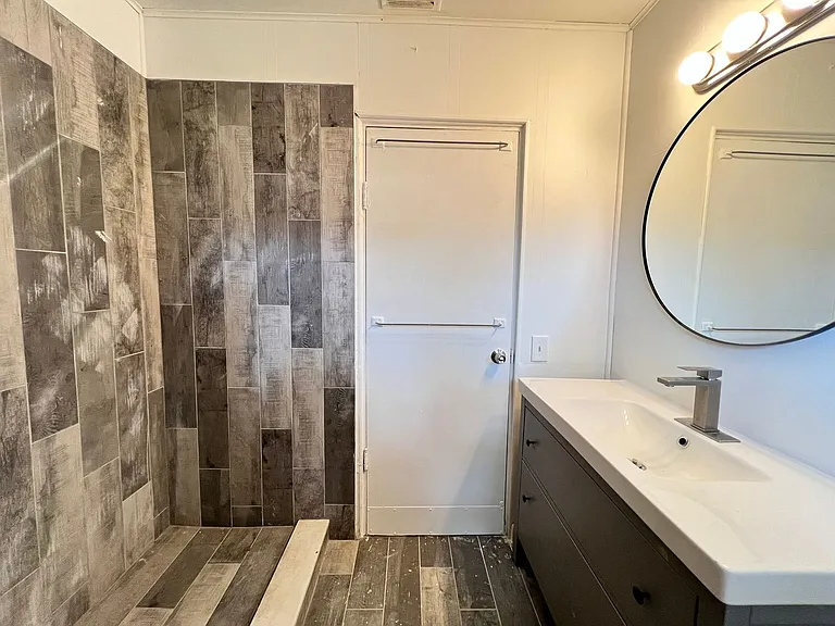 107 Oakland Dr — Photo 9