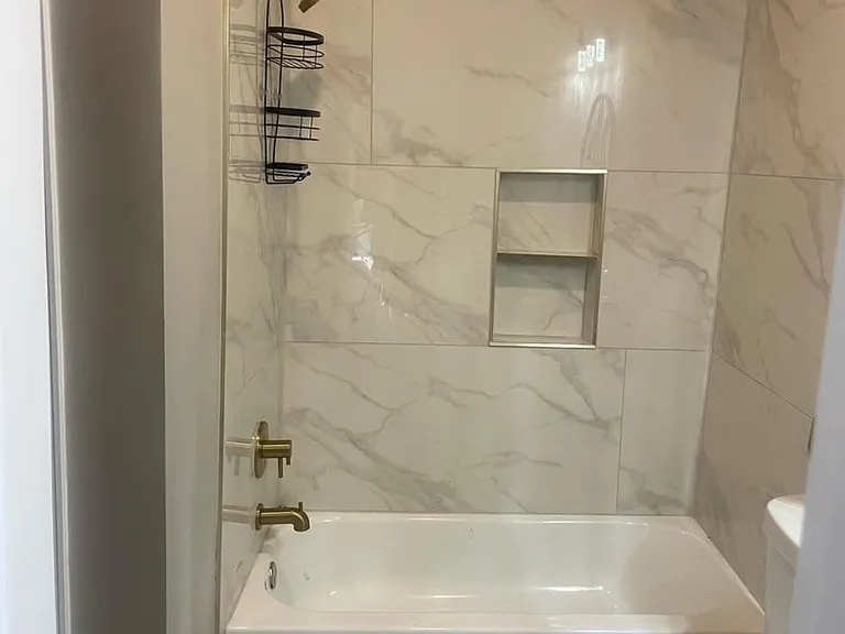 1002 S Willett St — Photo 13
