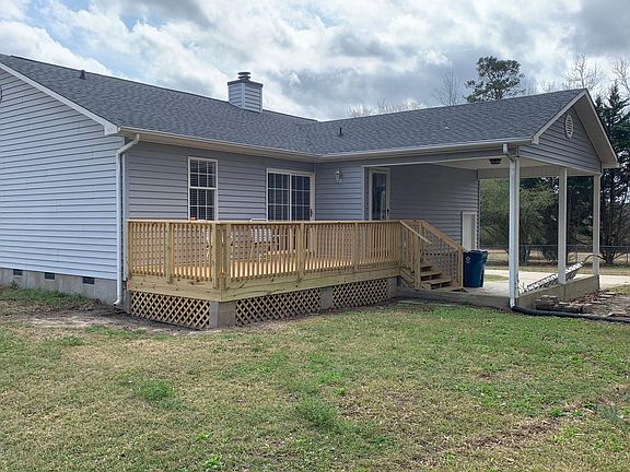Rear Deck / Carport
