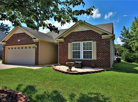 5th image of 419 Brookhollow Dr