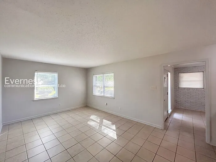 1416 Moss Point Dr — Photo 12