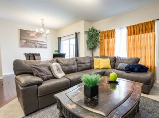 163 S Sage Valley Clos NW, Calgary, AB T3R 0E2