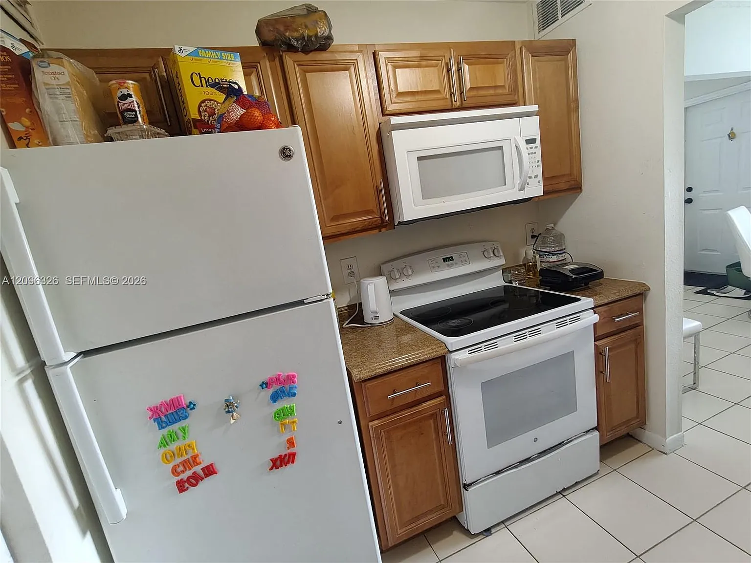 Palm Village Club Condo — Photo 3