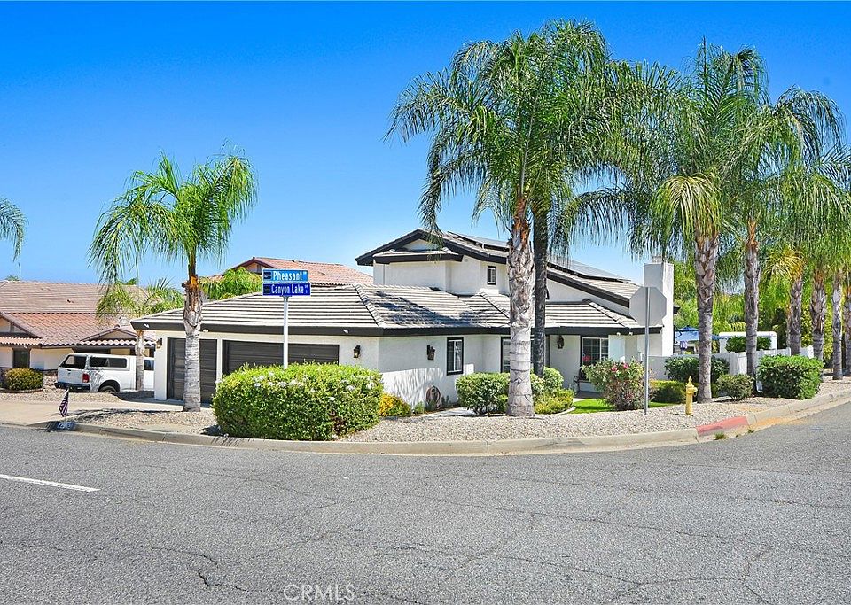 1st image of 22982 S Canyon Lake Dr