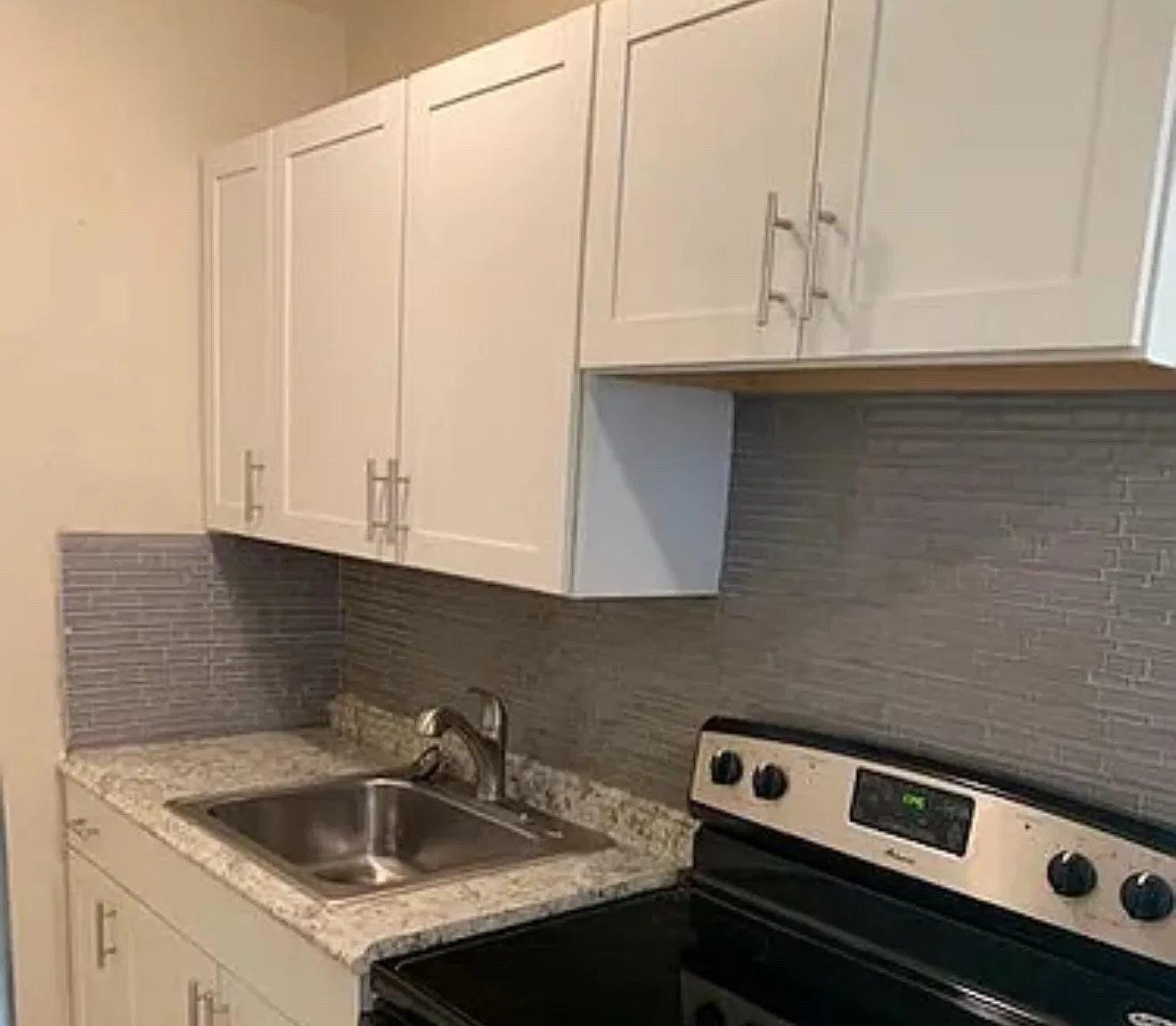 Studio, 350 sqft, $1,400 — Photo 1