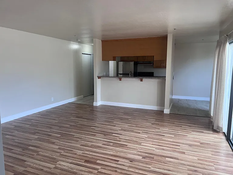 281 Juana Ave #201 — Photo 7