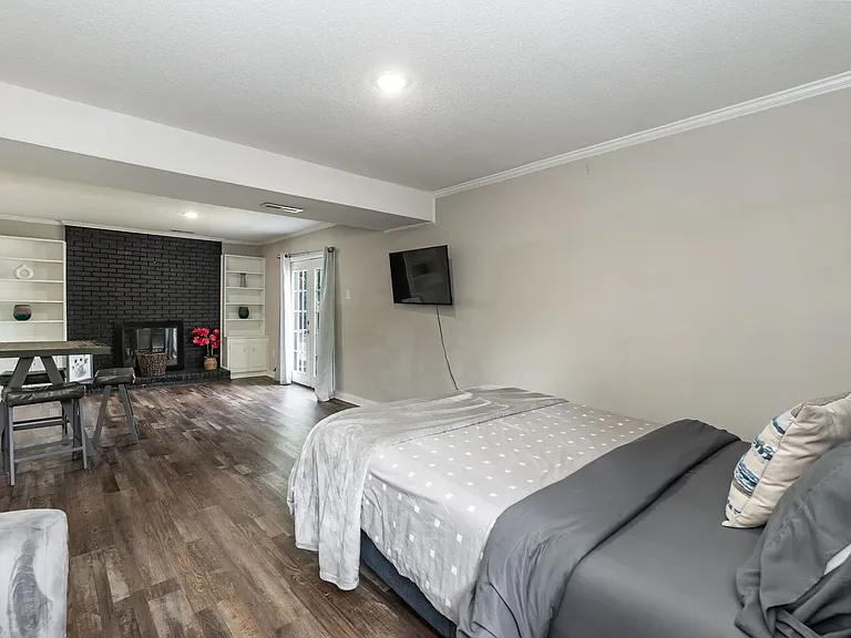 2212 Foxtrot Rd — Photo 36