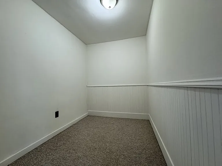 56 Laurier St — Photo 3