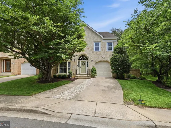 12101 Gatewater Dr, Potomac, MD 20854