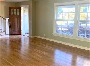 715 Palermo Dr, Santa Barbara, CA 93105