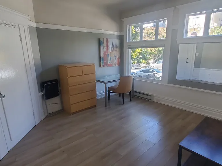 905 Ashbury St #1 — Photo 2