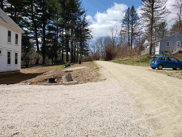 232 Spruce Lane Ext #A — Photo 4