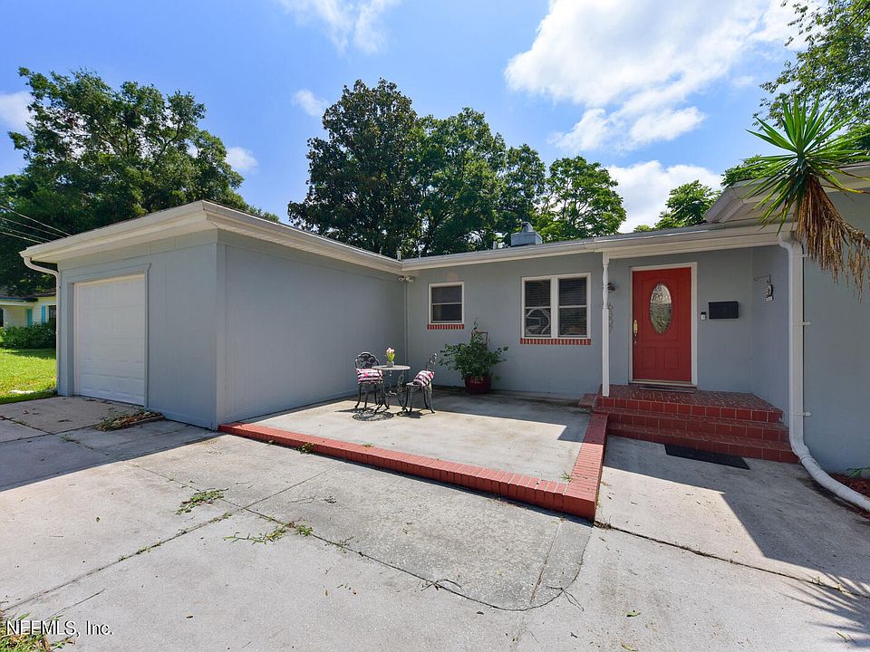1st image of 6307 Mercer Cir E