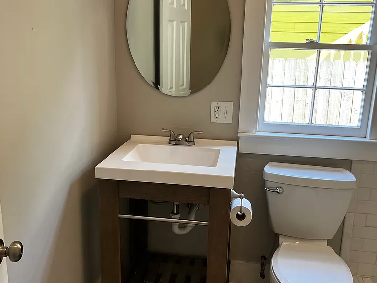 319 Ashley Ave #A — Photo 15