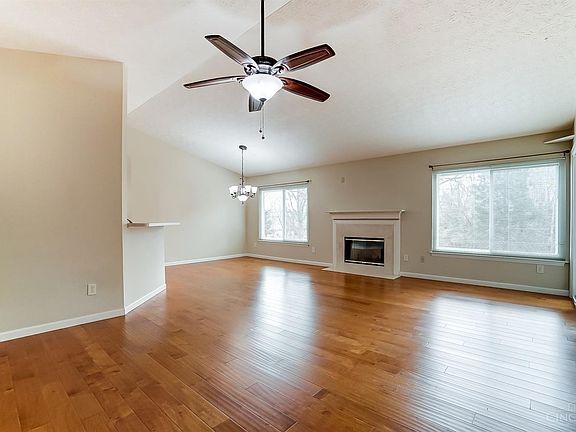2nd image of 5886 Stonebridge Cir APT 304