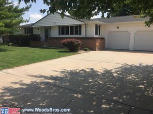 903 E Oklahoma Ave, Grand Island, NE 68801