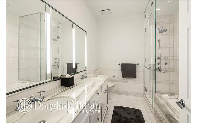 Rented by Douglas Elliman | media 29