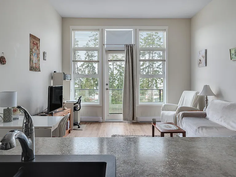 6330 McRobb Ave #401 — Photo 11