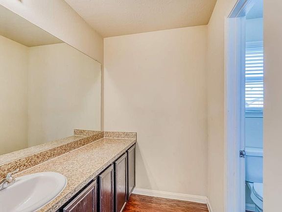 2nd image of 6119 El Oro Dr