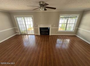 4172 Dudleys Grant Dr APT B, Winterville, NC 28590