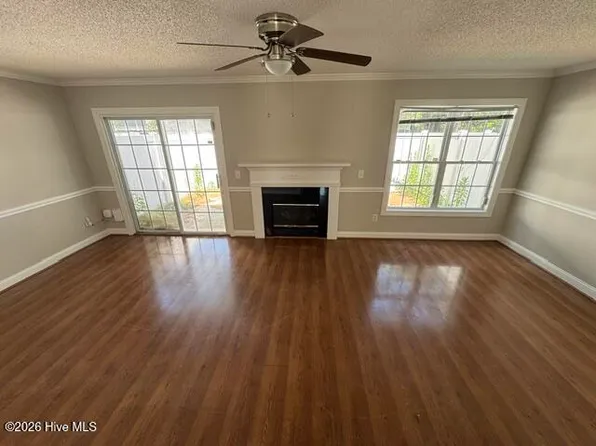 4172 Dudleys Grant Dr APT B, Winterville, NC 28590