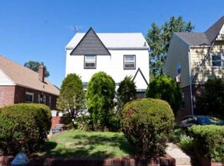 11520 223rd St, Cambria Heights, NY 11411