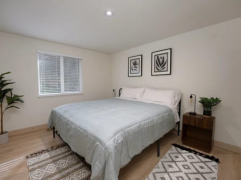 3718 E 13th Ave — Photo 10