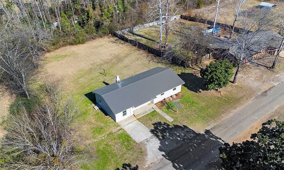 1st image of 47 Gypsum Valley Dr