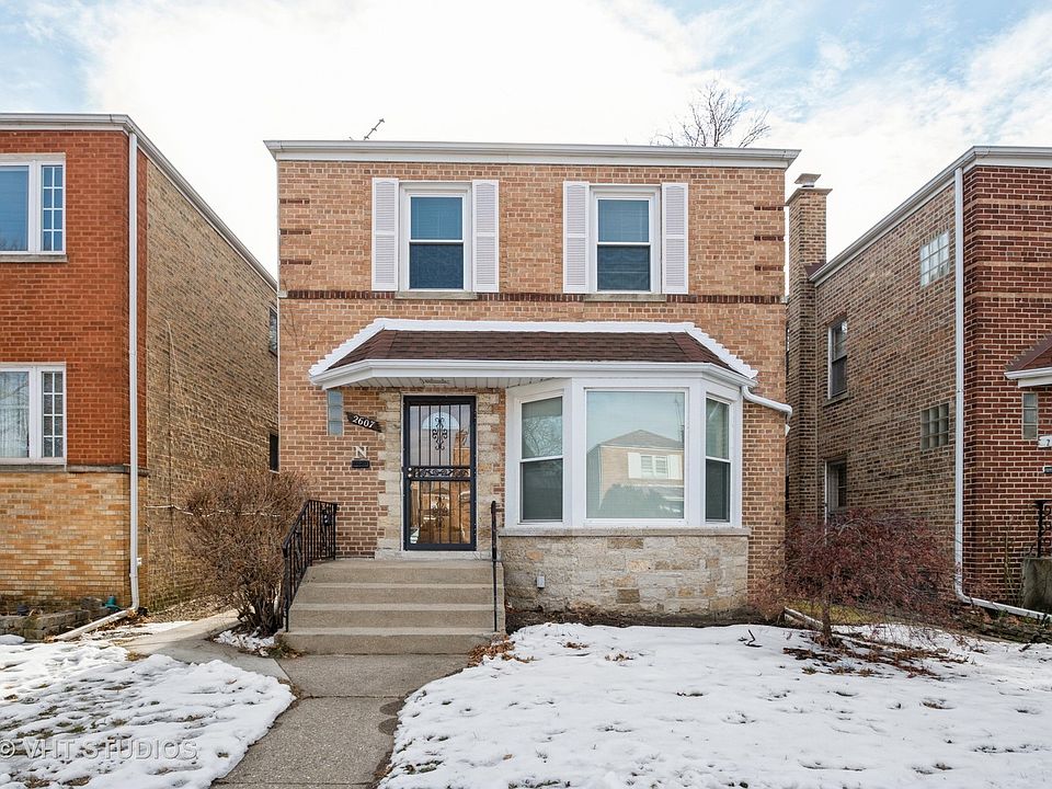 1st image of 2607 W Summerdale Ave