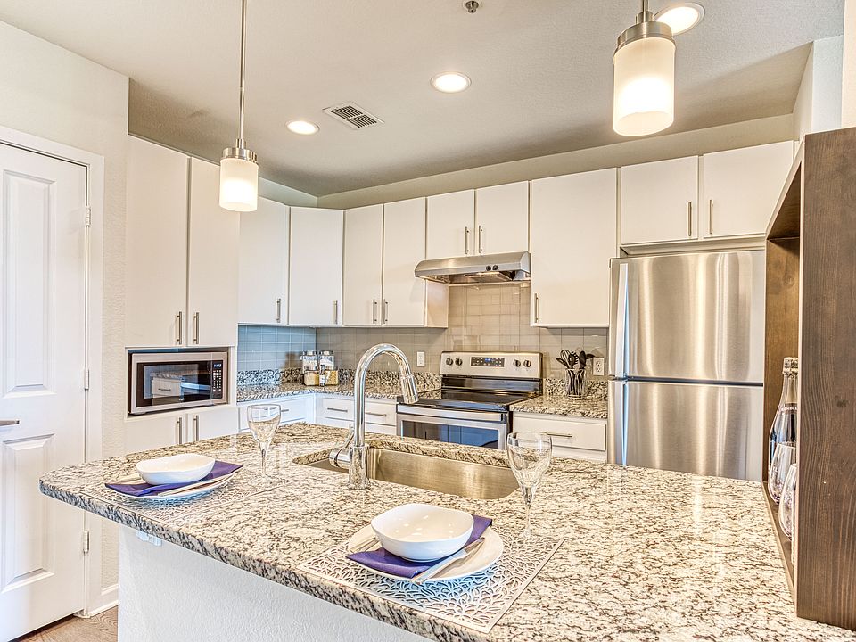 Lofts at Uptown Altamonte Upgraded Kitchen