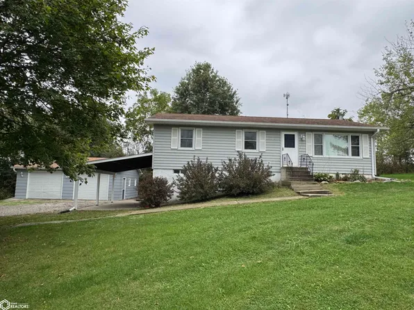 610 E Smith St, Russell, IA 50238