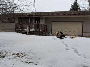 60537 County Road 12, Warroad, MN 56763