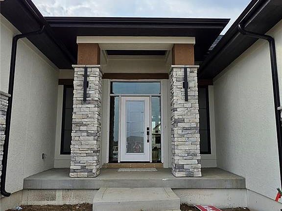 3rd image of 11208 S Gleason Rd