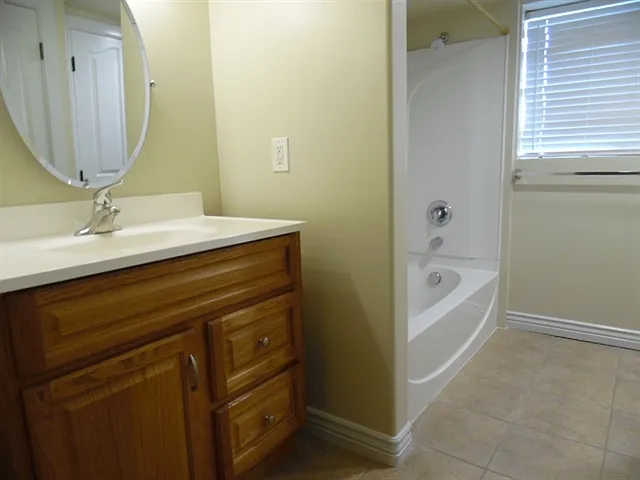 1475 S 810 W — Photo 12