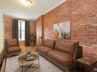 204 38th St APT 2, Union City, NJ 07087