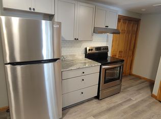 1289 Stafford Rd #B1, Tiverton, RI 02878